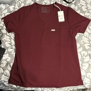 Figs Catalina One Pocket scrub Top